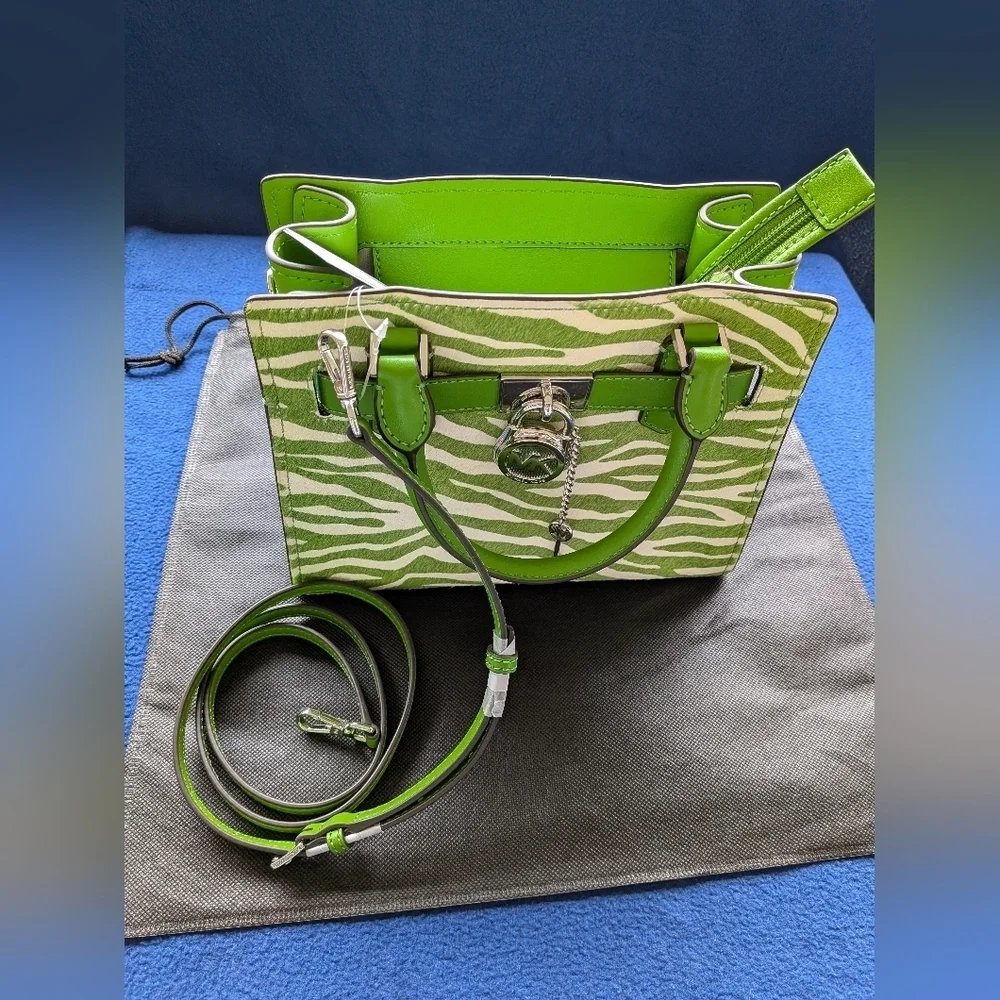 Michael Kors Hamilton Small Green Zebra Print Women's Bag - Picture 5 of 8